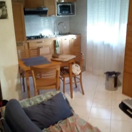 Correale アパート